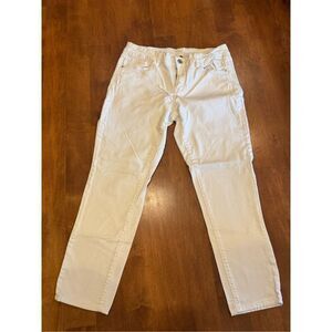 Woman’s ANA  white ankle skinny jeans waist size 29